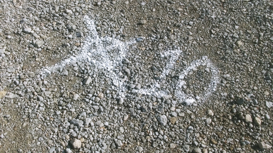 spray paint on gravel